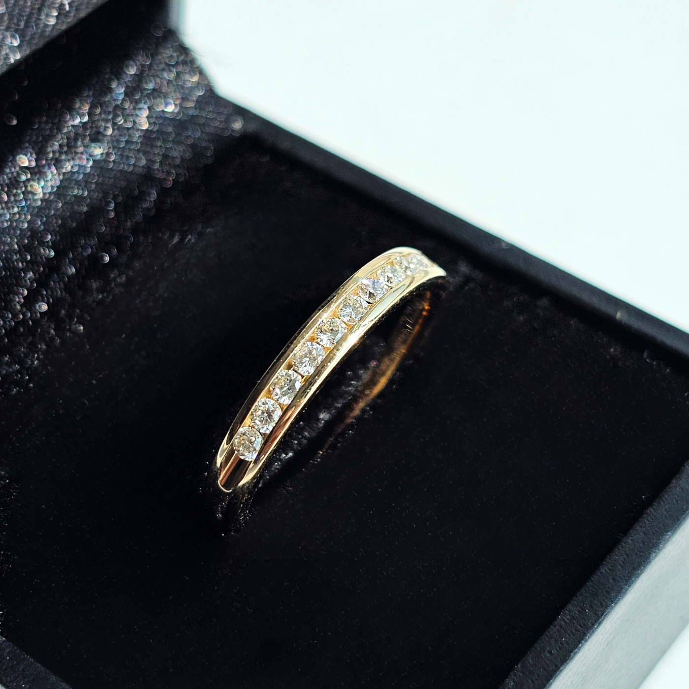 Churumbela oro amarillo con 33 puntos de diamante