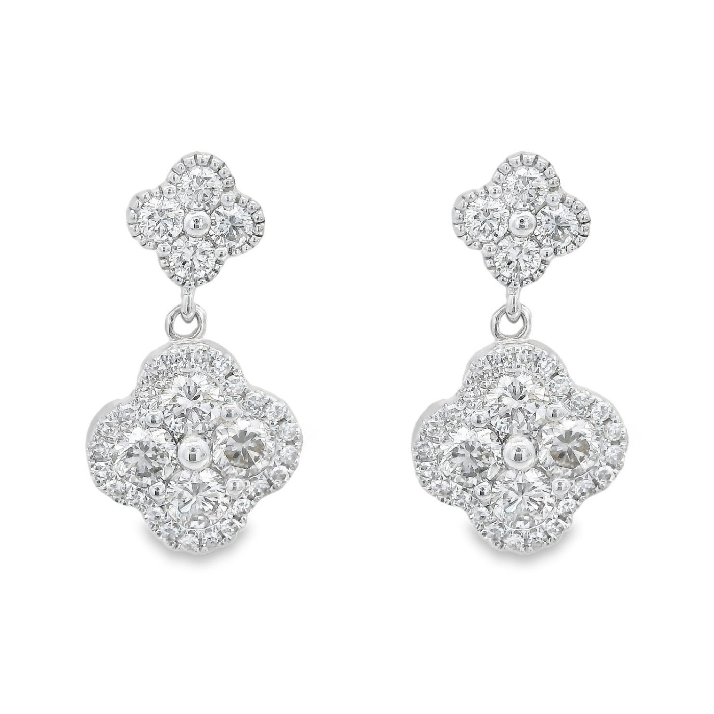 Aretes de diamantes en Flor