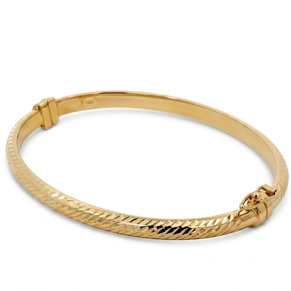 Brazalete de oro 14K texturizado