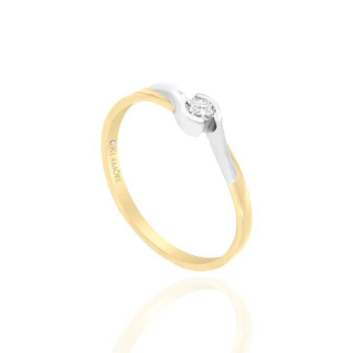 anillo de compromiso con diamantes