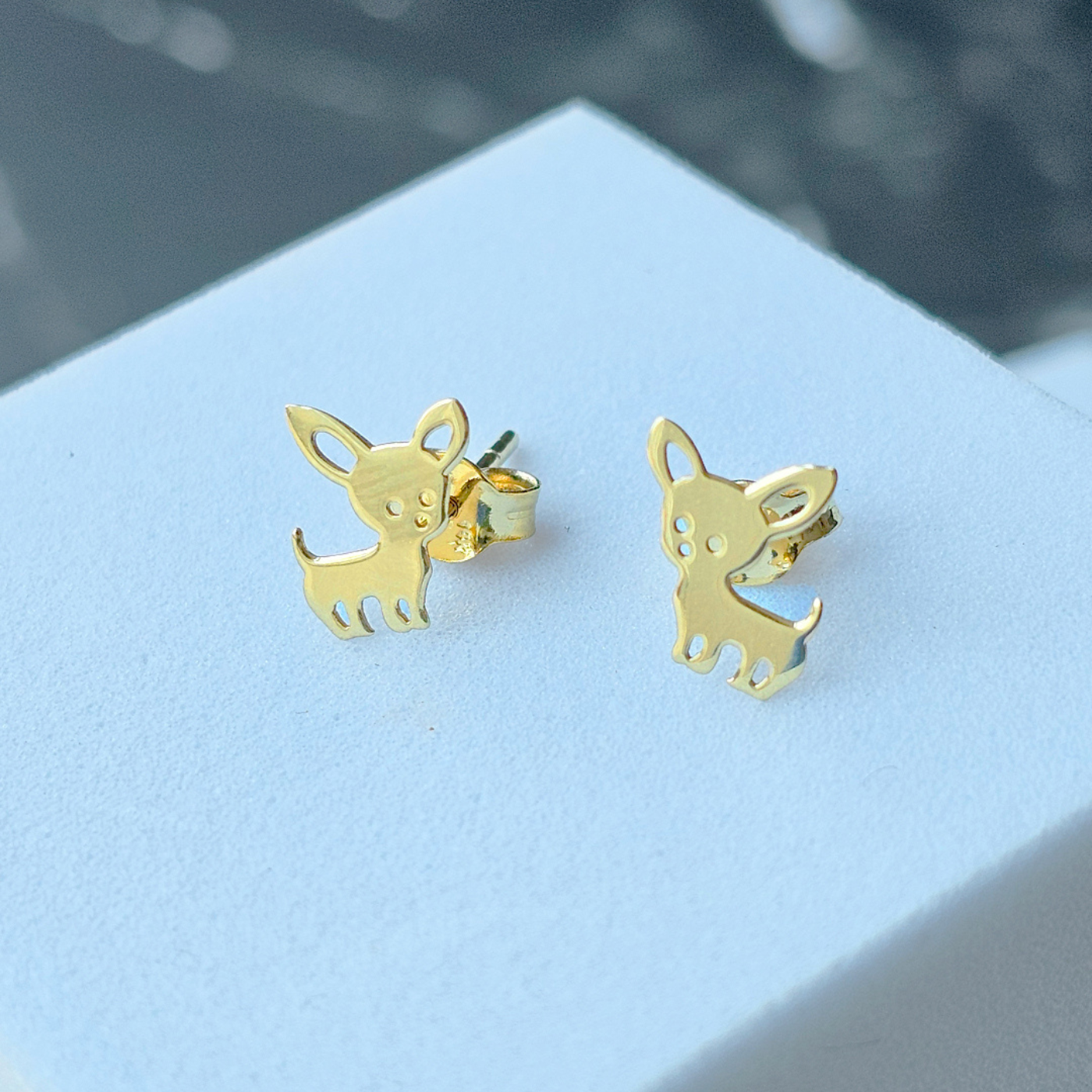 Aretes perrito Chihuahua Oro 14K