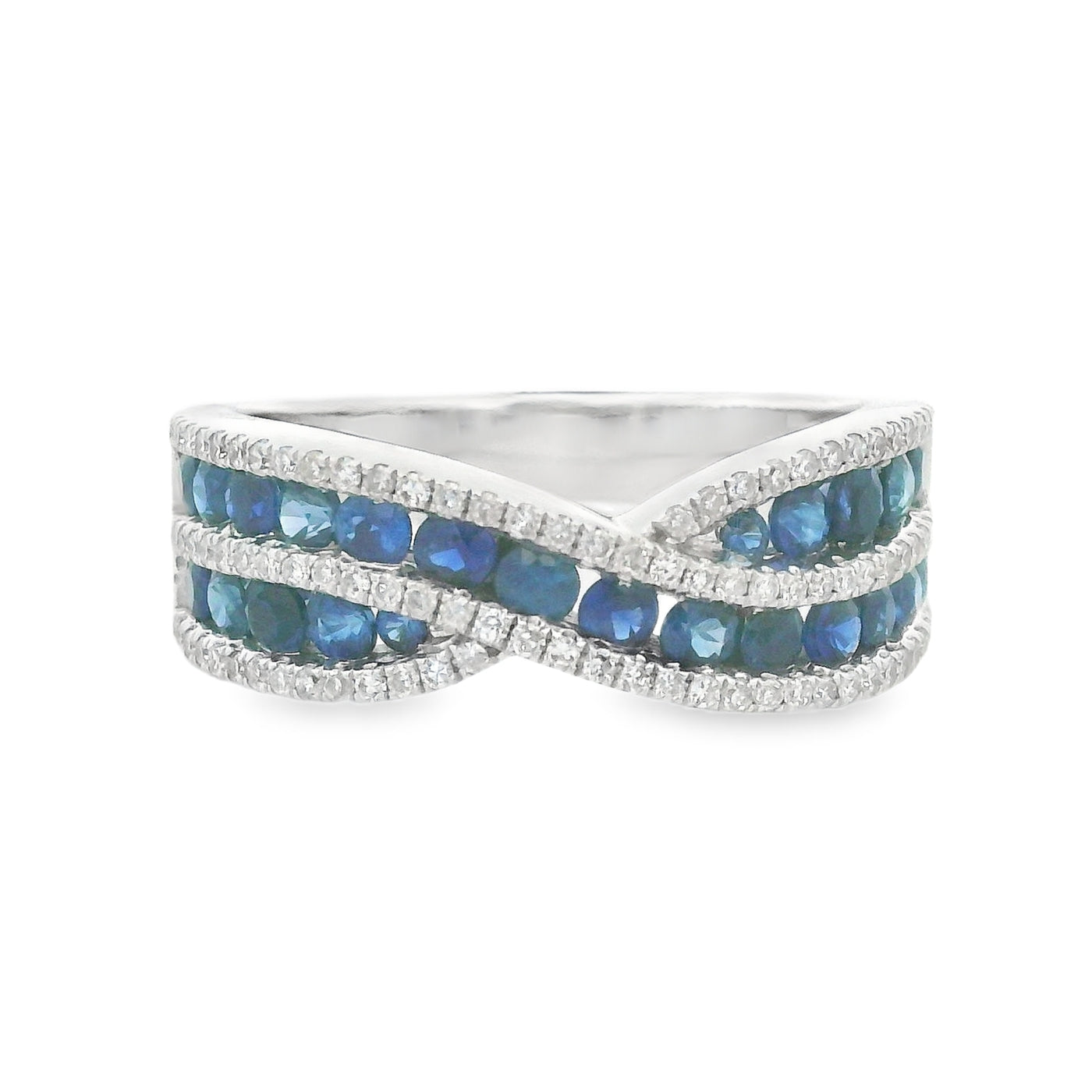 Anillo con 1.24 quilates de zafiro