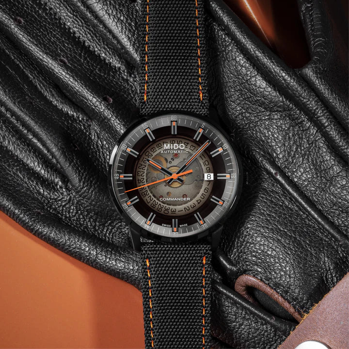 Reloj Mido Commander Gradient M0214073741100