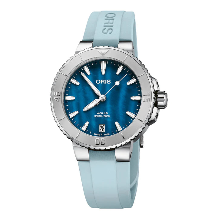 reloj oris aquis date 36.5 mm nacar azul correa caucho