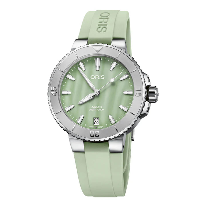 reloj oris aquis date 36.5 mm nacar verde correa caucho