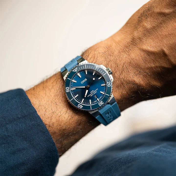 Reloj Oris Aquis Date 0173377874135-0742235FC