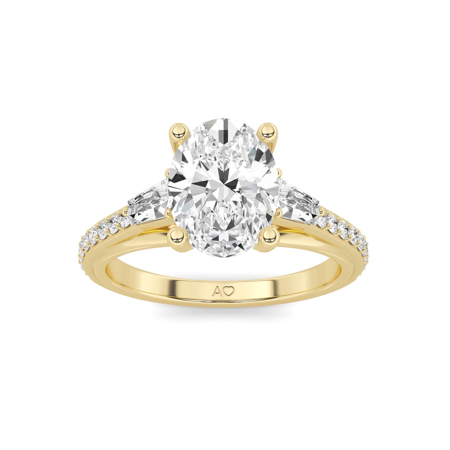 Anillo de compromiso oro 18K con diamante oval 2 quilates y diamantes baguette